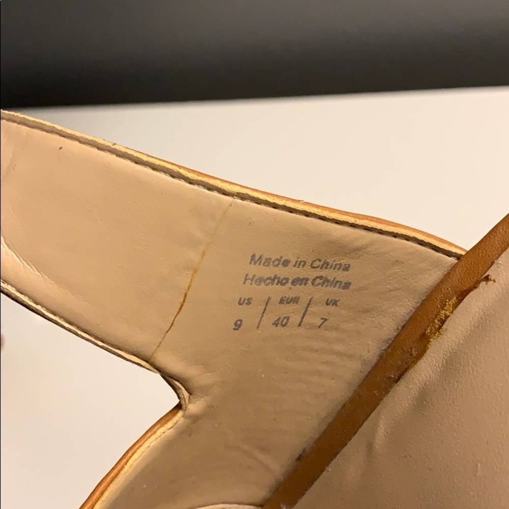 Heels - Picture 5 of 5